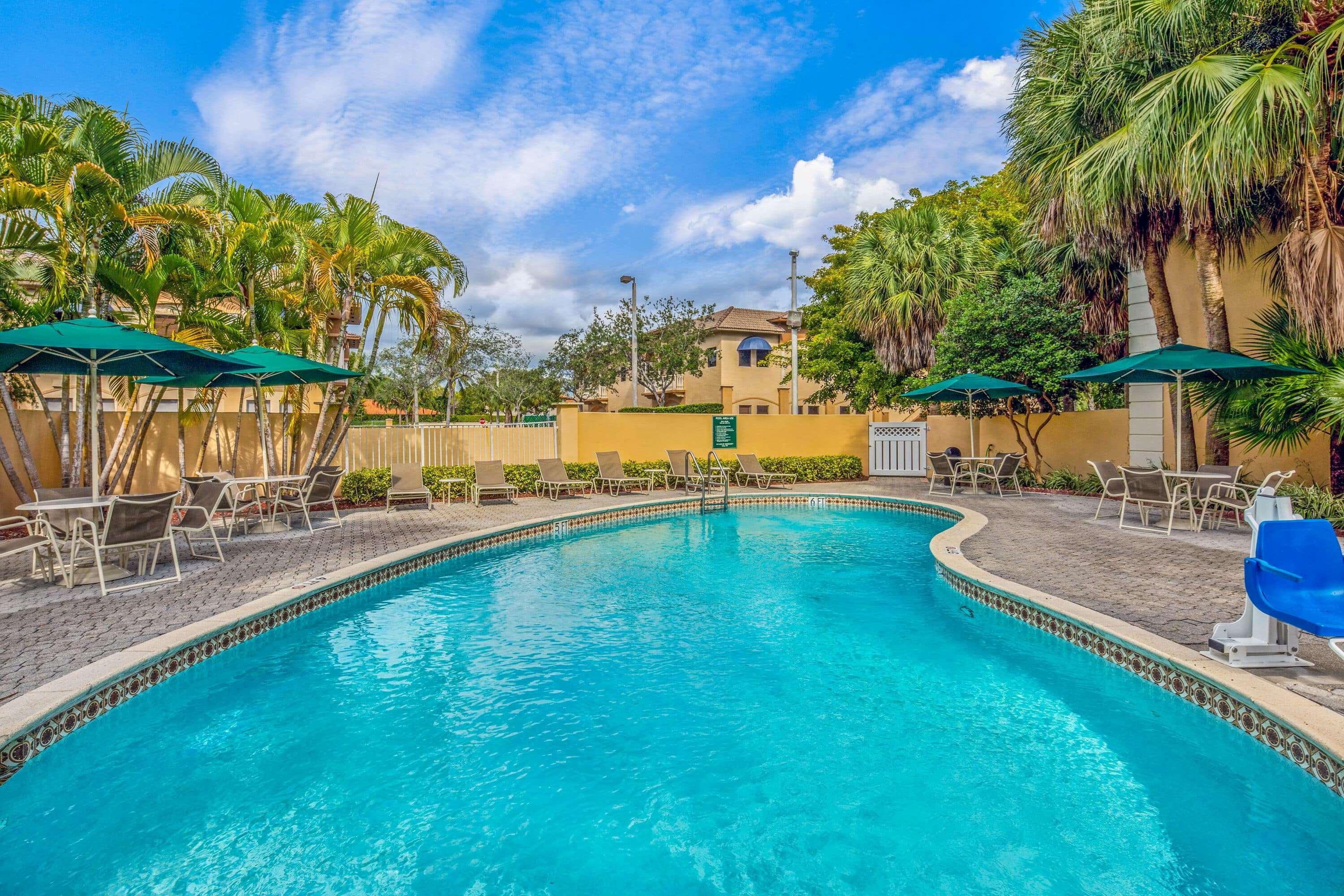 La Quinta By Wyndham Miami Lakes Exterior foto